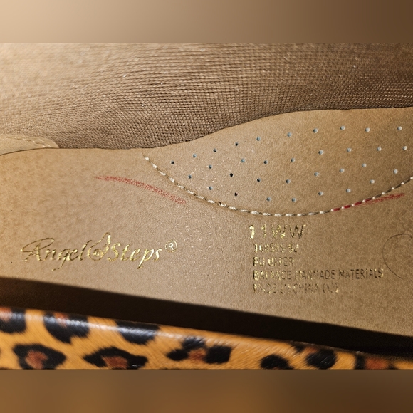 Angel Steps Leopard Print Slip on Flats Woman's Size 11 wide - Picture 9 of 9